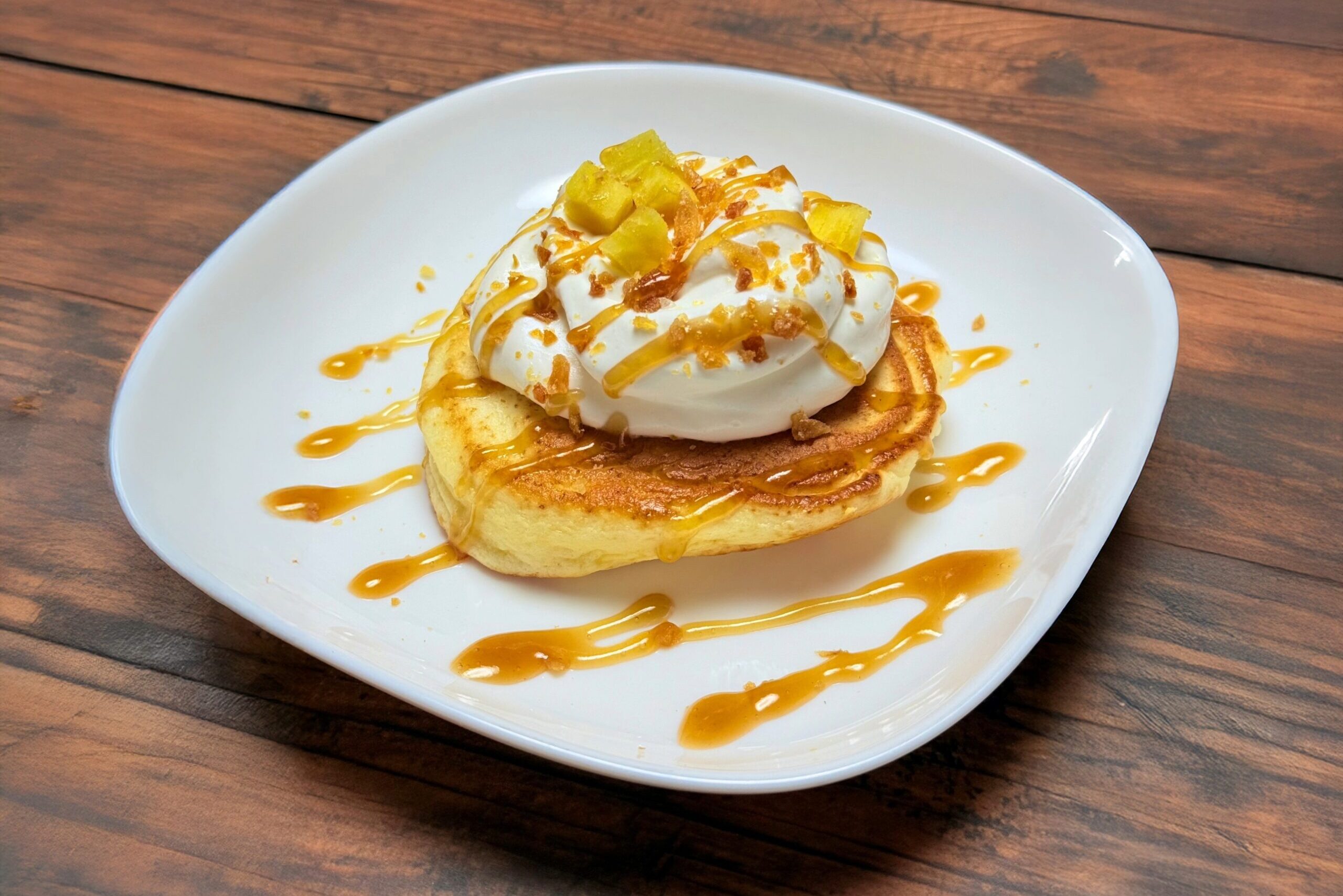 さつまもシラップを掛けて美味しく見栄えの良いパンケーキ